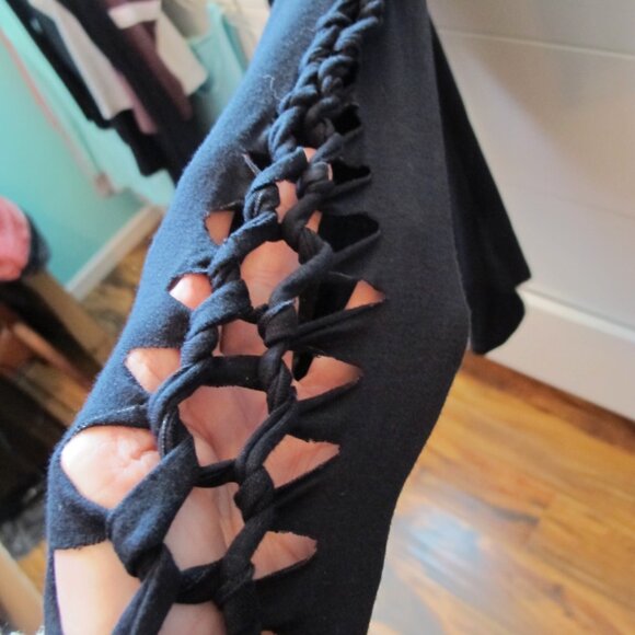 venus Black long sleeve top with arm cut outs and sexy neckline size medium - Picture 4 of 9